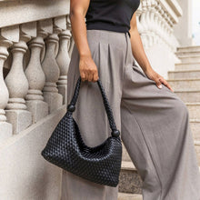 Load image into Gallery viewer, QUINN RECYCLED VEGAN SHOULDER BAG | BLACK