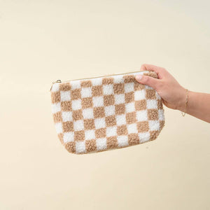 CHECKERED TEDDY POUCH | TAN