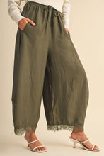 Load image into Gallery viewer, BEATRICE BARREL LACE HEM PANTS | OLIVE