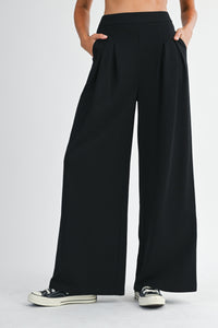 HARPER PLEATED WIDE LEG SWEATPANTS | BLACK