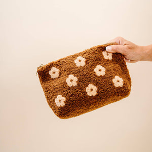 FLOWER TEDDY POUCH | CARAMEL