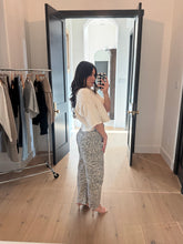 Load image into Gallery viewer, KINSLEY KNIT CARDIGAN TOP | CREAM