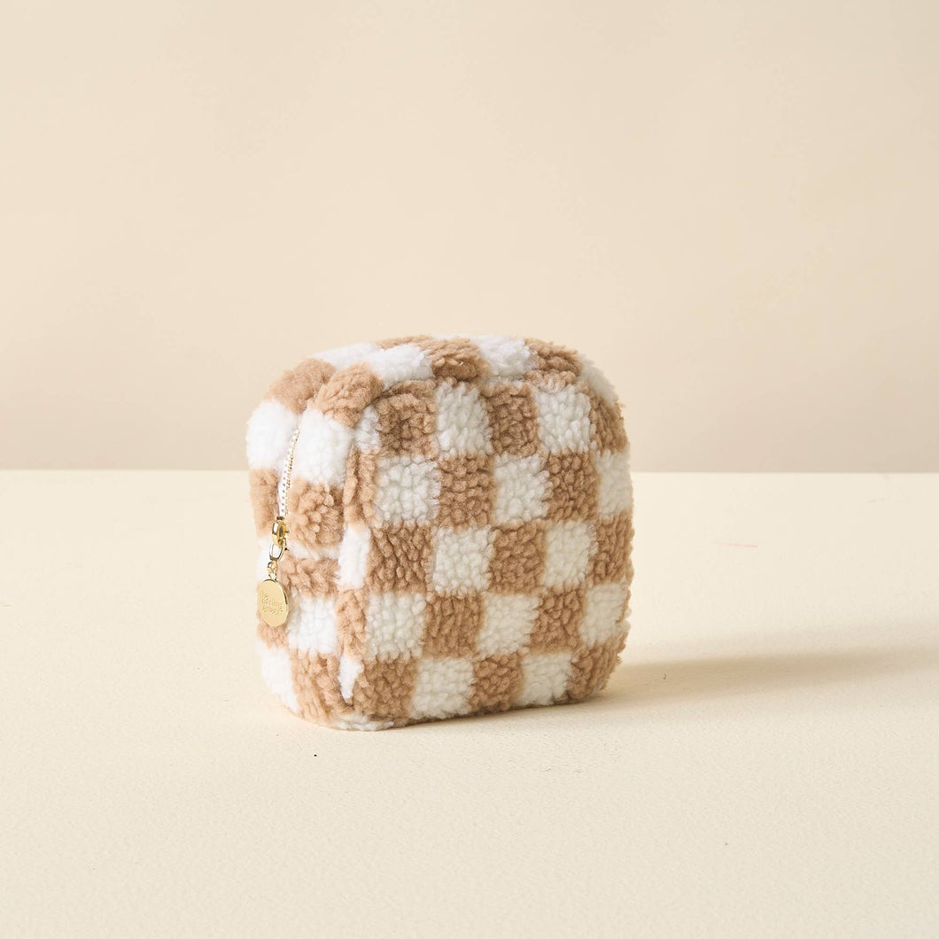 CHECKERED SQUARE TEDDY POUCH | TAN