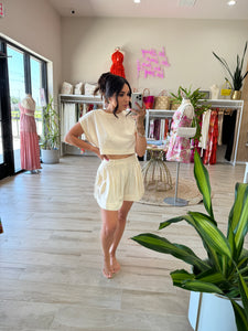 BRISA CROP TOP & PLEATED SHORTS SET | ECRU