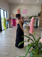 Load image into Gallery viewer, WREN LINEN &amp; KNIT COMBO DRESS | BLACK