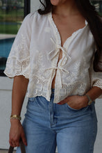 Load image into Gallery viewer, CELINE FLORAL EMBROIDERY BLOUSE | IVORY