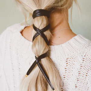 WIRE LEATHER PONYTAIL WRAP