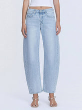 Load image into Gallery viewer, KATE CROP BARREL JEANS | LT WASH