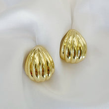 Load image into Gallery viewer, TILLY TEXTURED STATEMENT EARRINGS | GOLD FILLED