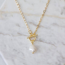 Load image into Gallery viewer, PEARL TOGGLE NECKLACE