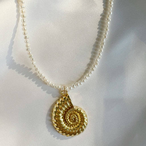 NAUTILUS SHELL FRESHWATER PEARL NECKLACE