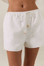 Load image into Gallery viewer, KENDRA LINEN SHORTS | WHITE