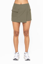 Load image into Gallery viewer, SHAYE UTILITY ACTIVE SKIRT | IVY GREEN