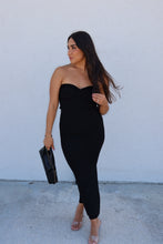 Load image into Gallery viewer, RACHEL RUCHED HALTER NECK KNIT MAXI DRESS | BLACK