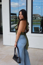 Load image into Gallery viewer, WYNN COMFORT STRETCH HIGH RISE WIDE LEG JEAN | LT DENIM