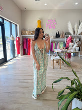 Load image into Gallery viewer, ISLAND TIME FRONT BOW MAXI DRESS | MINT