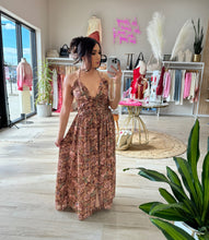 Load image into Gallery viewer, AMBER KISS FLORAL MIDI/MAXI DRESS