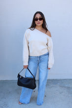 Load image into Gallery viewer, ASHTON SHOULDER SWEATER TOP | CREAM