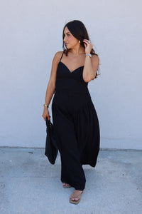 AMAYA OPEN BACK TOP & HIGHWAISTED FLARE PANT SET | BLACK