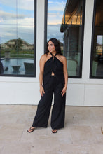 Load image into Gallery viewer, SAVANNAH HALTER TIE LINEN BLEND TOP | BLACK