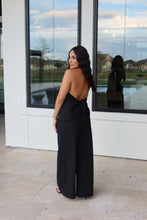 Load image into Gallery viewer, SAVANNAH HALTER TIE LINEN BLEND TOP | BLACK