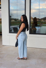 Load image into Gallery viewer, KATE CROP BARREL JEANS | LT WASH