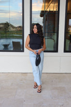 Load image into Gallery viewer, KATE CROP BARREL JEANS | LT WASH