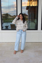 Load image into Gallery viewer, KATE CROP BARREL JEANS | LT WASH