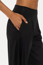 Load image into Gallery viewer, LARK FLEX FLOW FRONT WIDE LEG PANTS | BLACK