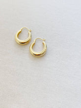 Load image into Gallery viewer, WANDERLUST HOOP EARRINGS | GOLD FILLED