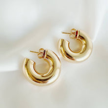 Load image into Gallery viewer, ELLIE CHUNKY TUBE HOOPS | GOLD FILLED
