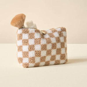 CHECKERED TEDDY POUCH | TAN