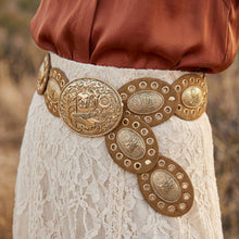 Load image into Gallery viewer, TEXAS WESTERN CONCHO BUCKLE BELT